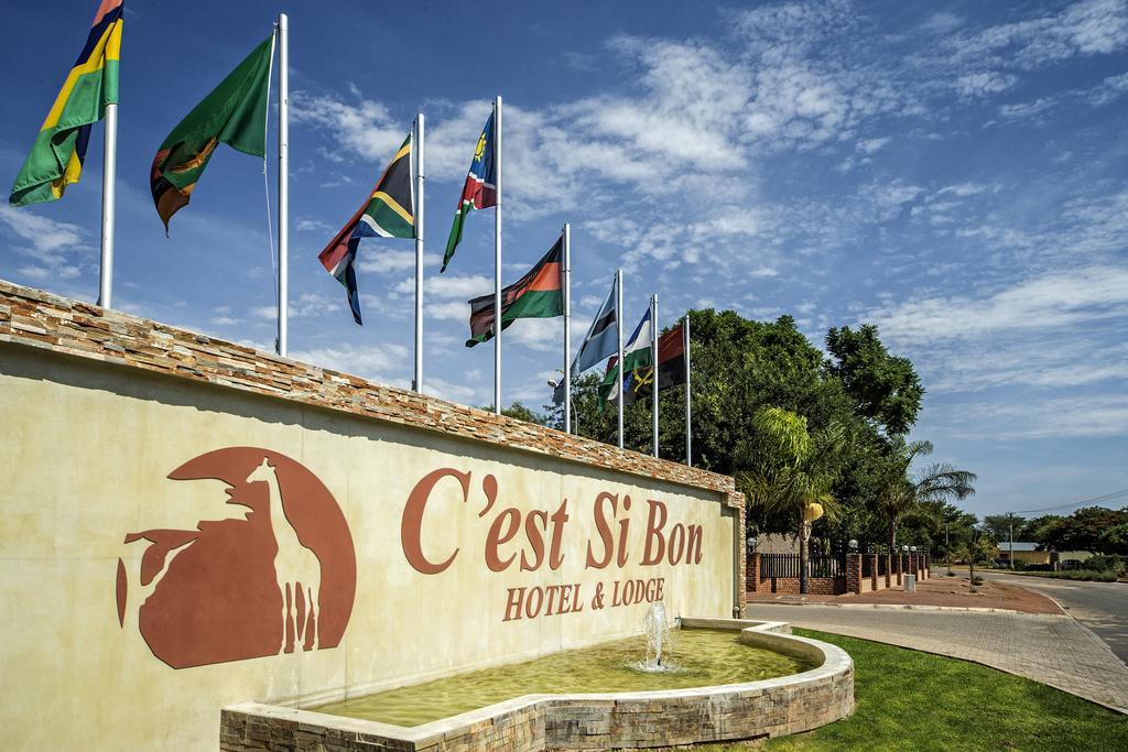 Cest Si Bon Hotel Otjiwarongo Exterior photo