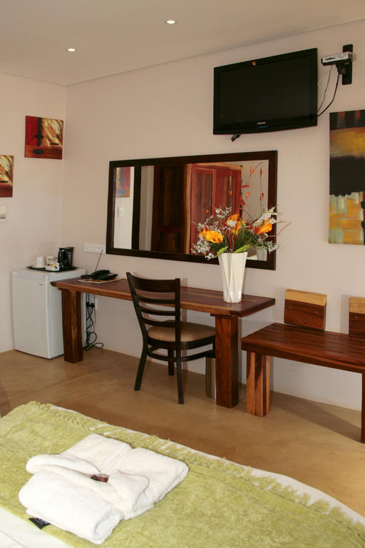 Cest Si Bon Hotel Otjiwarongo Room photo